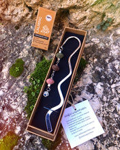 Load image into Gallery viewer, Aromatherapy bookmark and essential oil gift set