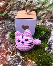 Carica l'immagine nel visualizzatore di Gallery, Bag Charms Amigurumi - Charms portachiavi Artigianale Fatto a Mano