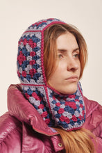 Carica l'immagine nel visualizzatore di Gallery, Balaclava Granny