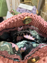 Carica l'immagine nel visualizzatore di Gallery, Borsetta Silvia tracolla - Due Varianti Pistacchio / Cipria