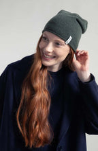 Carica l'immagine nel visualizzatore di Gallery, Cappello Beanie Unisex Lana rigenerata Frank
