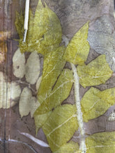 Carica l'immagine nel visualizzatore di Gallery, Felpa con Cappuccio e zip - Ecoprint- Cotone biologico