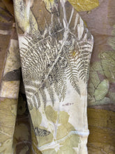 Carica l'immagine nel visualizzatore di Gallery, Felpa con Cappuccio e zip - Ecoprint- Cotone biologico