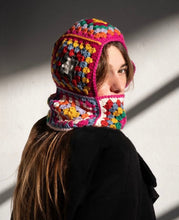 Carica l'immagine nel visualizzatore di Gallery, Balaclava Granny