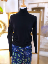 Carica l'immagine nel visualizzatore di Gallery, Maglia Lupetto Cashmere rigenerato