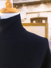 Carica l'immagine nel visualizzatore di Gallery, Maglia Lupetto Cashmere rigenerato