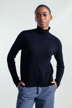 Carica l'immagine nel visualizzatore di Gallery, Maglia a collo Alto Erminia - Cashmere rigenerato