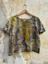 Carica l'immagine nel visualizzatore di Gallery, T-Shirt  maniche corte - Ecoprint - Donna