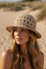 Carica l'immagine nel visualizzatore di Gallery, Cappello Cloche Lea - Riproduzione Esatta