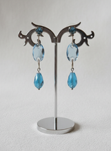 Carica l'immagine nel visualizzatore di Gallery, Orecchini Cristalli Swarovski Azzurro Acquamarina - Argentato