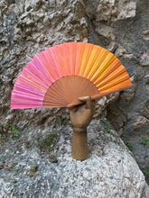 Carica l'immagine nel visualizzatore di Gallery, Abanico - Ventaglio artigianale dipinto a mano