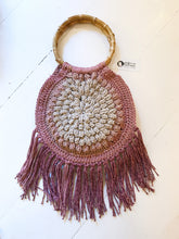 Carica l'immagine nel visualizzatore di Gallery, Borsa Boho Uncinetto con Frange Flora - Cotone Rigenerato Made in Italy