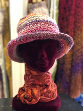 Load image into Gallery viewer, Folding Wool Cloche - multicolor