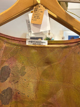 Carica l&#39;immagine nel visualizzatore di Gallery, Blusa Bea -  seta deadstock Ecoprint
