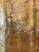 Carica l&#39;immagine nel visualizzatore di Gallery, Blusa Bea -  seta deadstock Ecoprint
