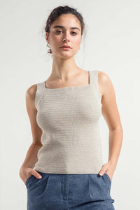 Camiseta de algodón regenerado Sole con tirantes anchos.