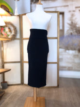 Load image into Gallery viewer, Long skirt with side slits Regenerated cashmere
