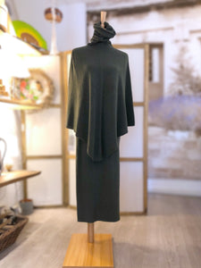 Long skirt with side slits Regenerated cashmere