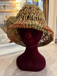Cappello Cloche Estivo in Rafia di Viscosa