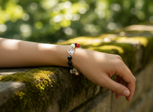 Carica l'immagine nel visualizzatore di Gallery, Bracciale Tormalina Nera Corallo Bambù Annodata a Mano - Alchimia - Cristallo di Rocca
