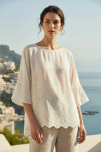 Load image into Gallery viewer, Blusa Bea orlo asimmetrico
