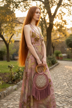 Carica l'immagine nel visualizzatore di Gallery, Borsa Boho Flora modella Splendore pink
