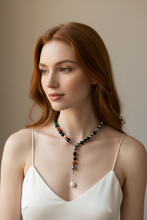 Carica l'immagine nel visualizzatore di Gallery, Collana Agata Multicolor - spalle scoperte
