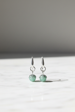 Load image into Gallery viewer, Display Orecchini Astra Avventurina
