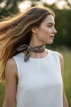 Load image into Gallery viewer, Foulard 55x55 F-IMG_9110 - Girocollo
