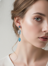 Carica l'immagine nel visualizzatore di Gallery, Orecchini Cristalli Swarovski Azzurro Acquamarina - Argentato
