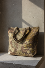 Carica l'immagine nel visualizzatore di Gallery, Tote bag luxury flat
