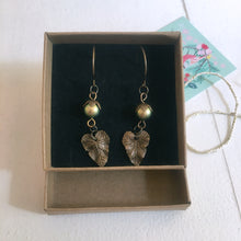 Load image into Gallery viewer, Josephine bijoux earrings - Antique Brass and Swarovski Pearls
